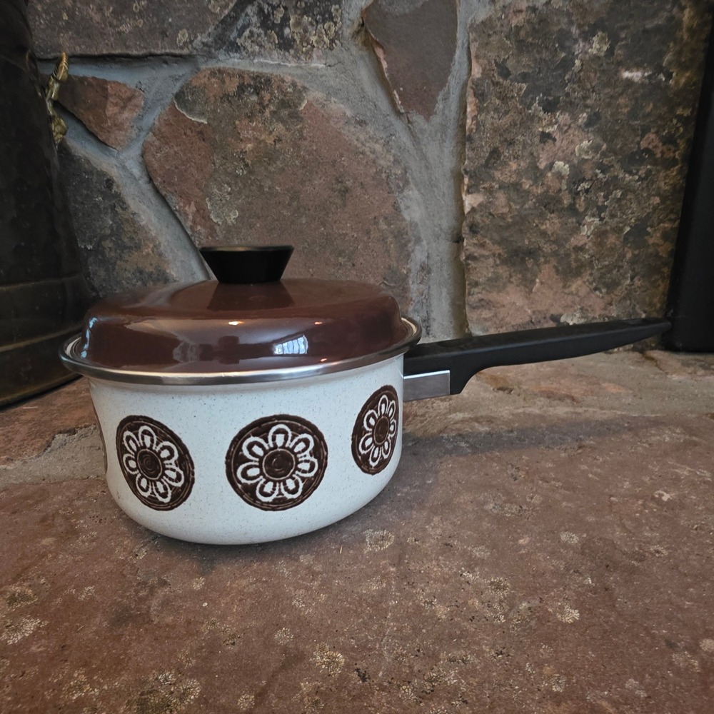 Vintage Enamelware Saucepan with Lid Brown Retro Floral 70s MCM Kitchenania
